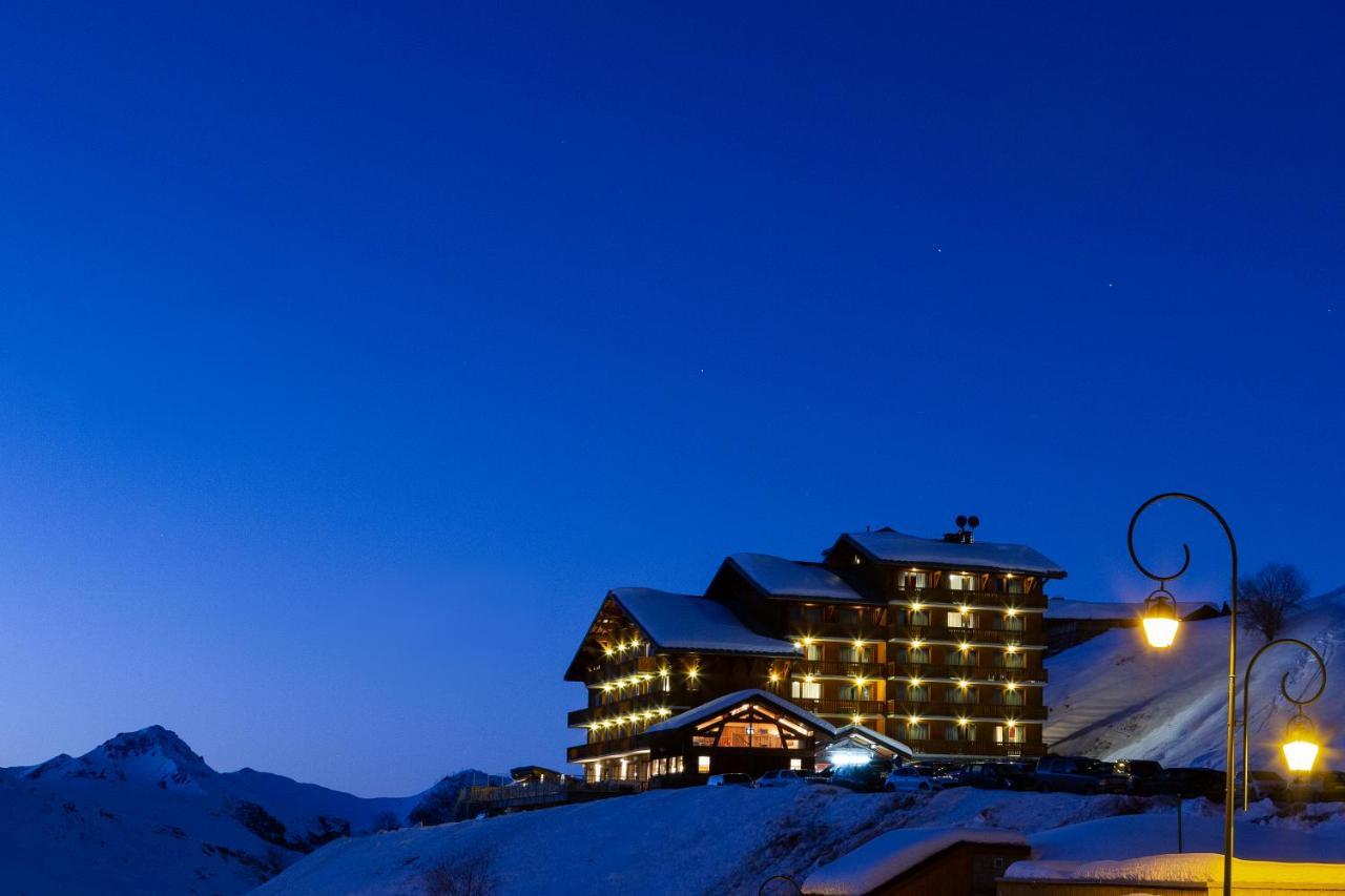 Ours Blanc Hotel & Spa 생마르탱 드 벨빌 외부 사진